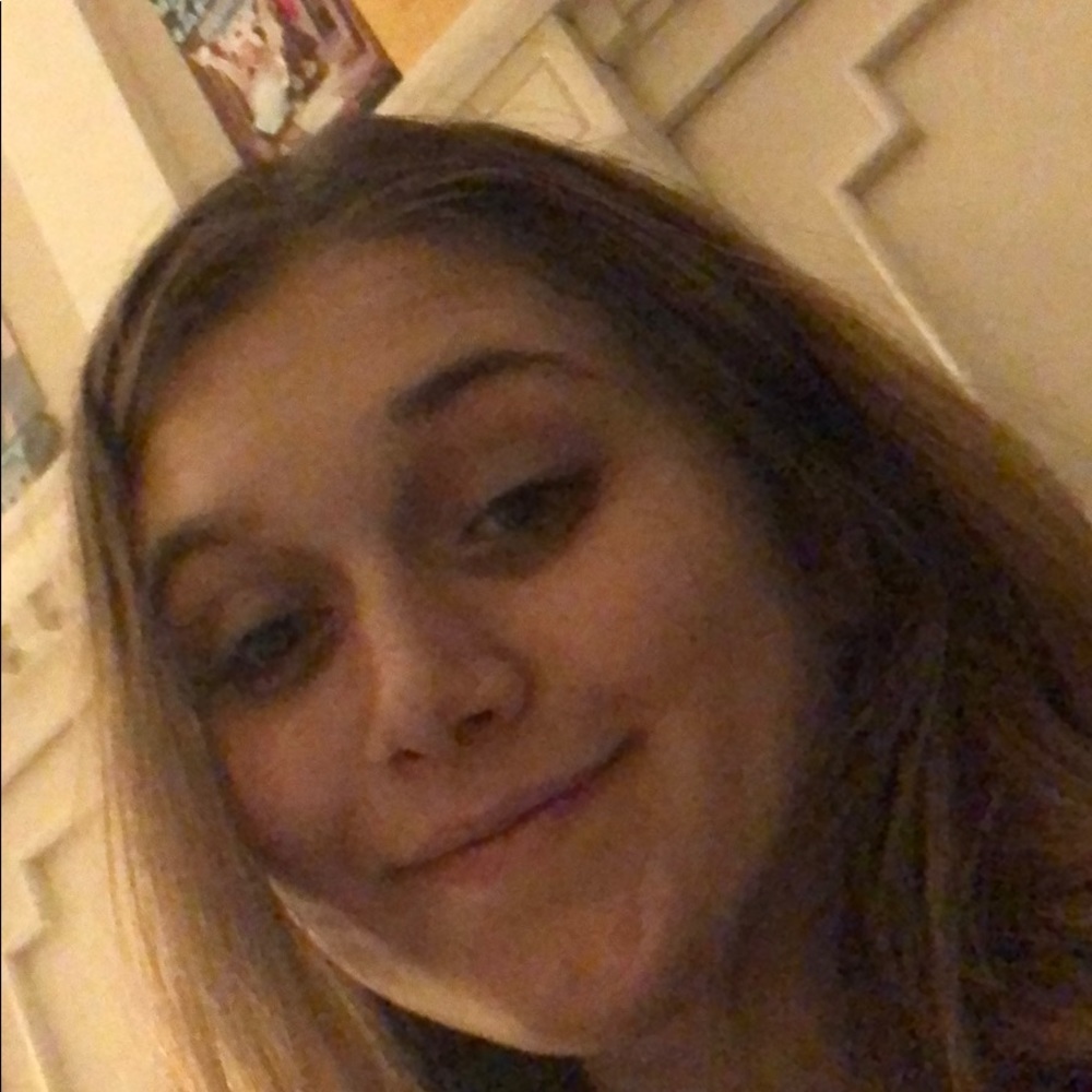 Meet your Posher, Alyssa